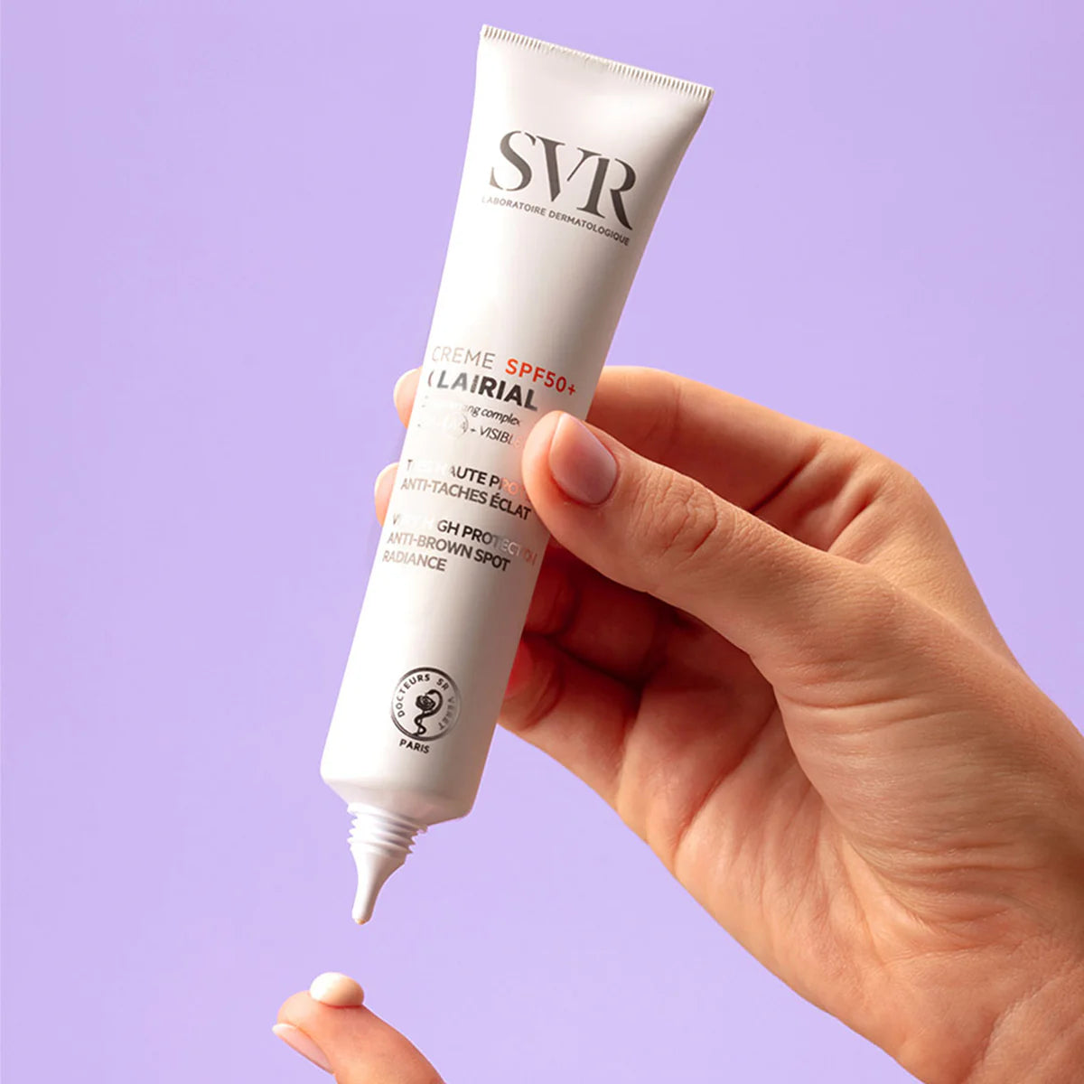 SVR Clairial Crème SPF50+ – Soin solaire anti-taches haute protection – Disponible sur La Para du Lac, parapharmacie en ligne N°1 en Tunisie.
