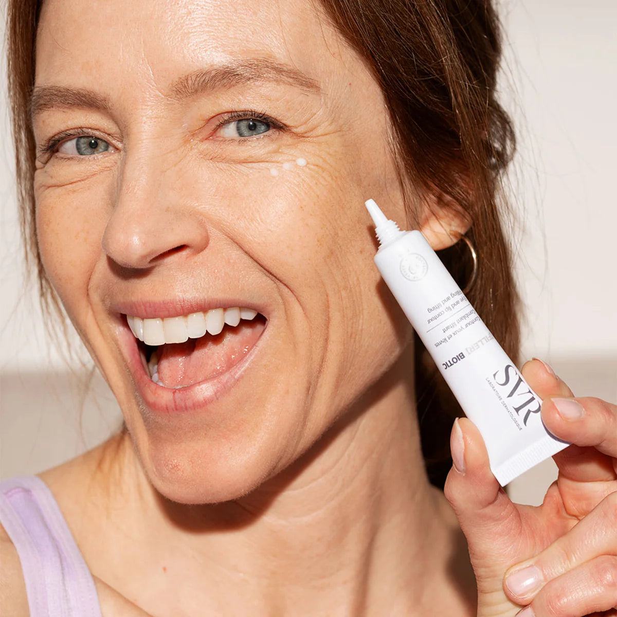 SVR FILLER BIOTIC 15 ml – soin régénérant anti-âge à base de collagène, disponible sur laparadulac.com, parapharmacie en ligne leader en Tunisie.