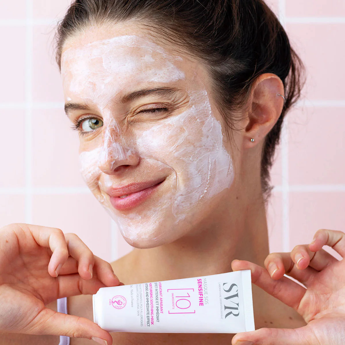 SVR SENSIFINE Masque SOS 10 – masque apaisant intense 75 ml pour peaux sensibles, disponible sur laparadulac.com, parapharmacie en ligne en Tunisie.