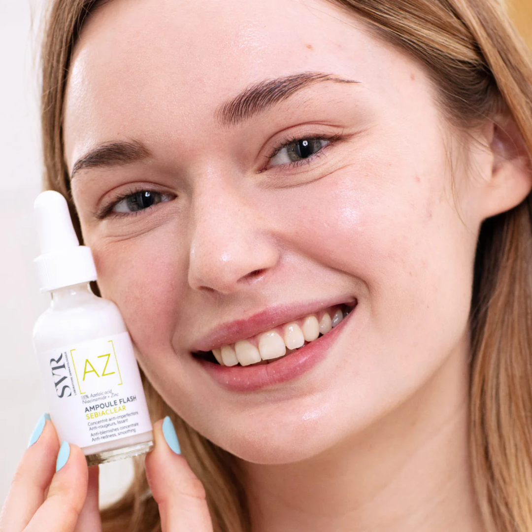 SVR SEBIACLEAR Ampoule Flash | Anti-Imperfections & Éclat Immédiat
Dites adieu aux boutons, pores dilatés et excès de sébum avec SVR SEBIACLEAR Ampoule Flash ! Concentré en niacinamide 5% et zinc, il purifie, matifie et unifie le teint en un temps record. Idéal pour les peaux mixtes à grasses sujettes aux imperfections.
🛒 Disponible sur laparadulac.com, votre parapharmacie en Tunisie au meilleur prix ! 🚀