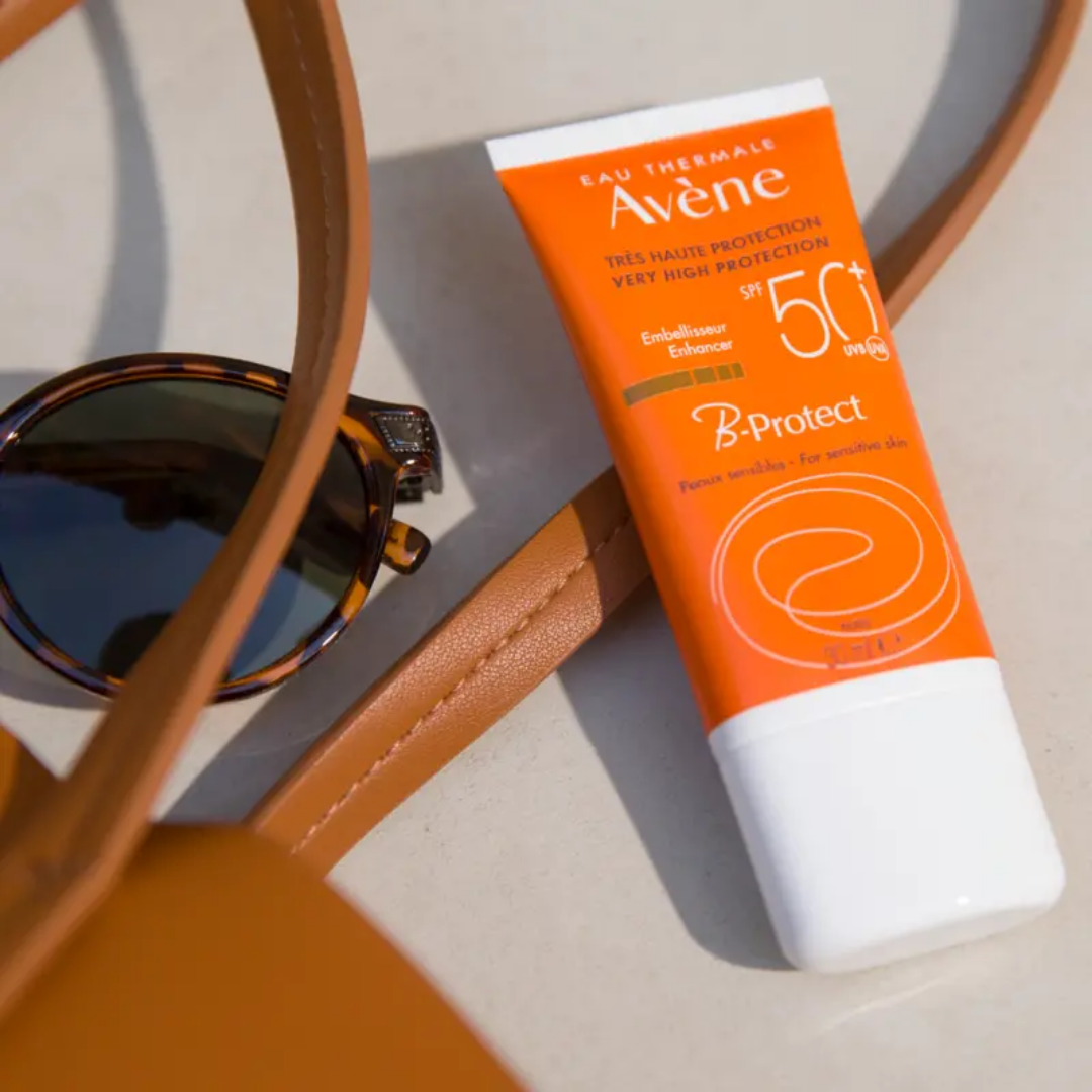 B-Protect Avène SPF50+ crème solaire visage teintée pour peaux sensibles – parapharmacie Tunisie laparadulac.com