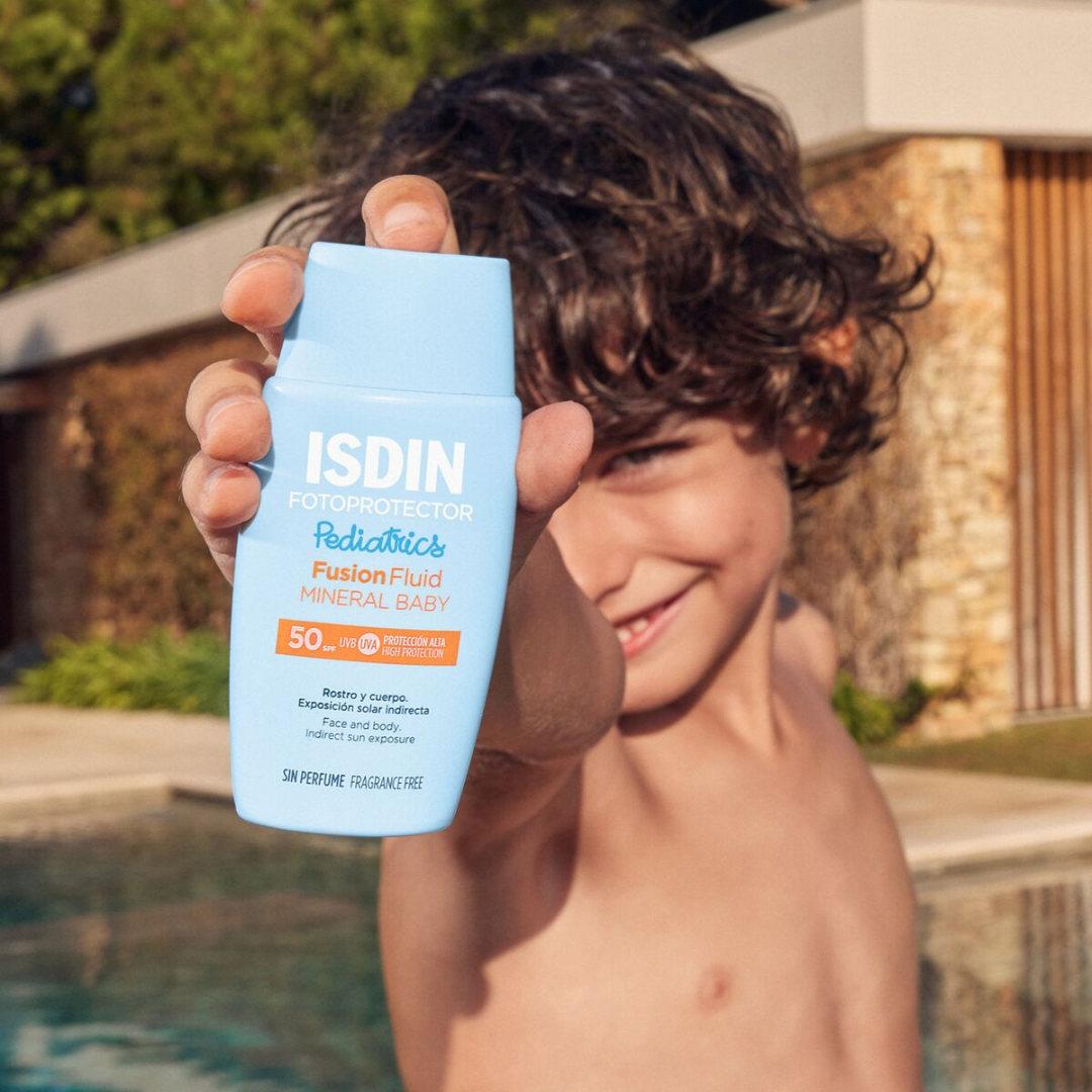 Crème solaire bébé ISDIN Mineral SPF50 disponible sur Laparadulac Parapharmacie Tunisie – haute protection minérale dès 6 mois.