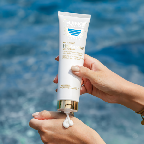 "GUINOT Gel-Crème Hydrazone Après-Soleil 150ml – Soin après-soleil hydratant et apaGUINOT Gel-Crème Hydrazone Après-Soleil – soin apaisant et hydratant après-soleil visage et corps, geisant qui répare et nourrit la peau après l’exposition solaire. Idéal pour calmer les sensations d’échauffement, prolonger le bronzage et maintenir une peau douce et éclatante. Disponible sur laparadulac.com, la meilleure parapharmacie en Tunisie. Commandez dès maintenant et profitez de la livraison rapide partout en Tunisie."