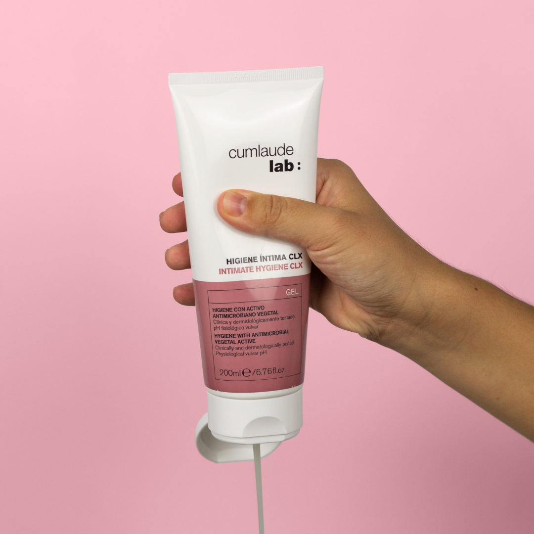 CUMLAUDE Gel Intime CLX 200ml – hygiène intime douce et protectrice sur laparadulac.com, parapharmacie Tunisie experte en soins gynécologiques.