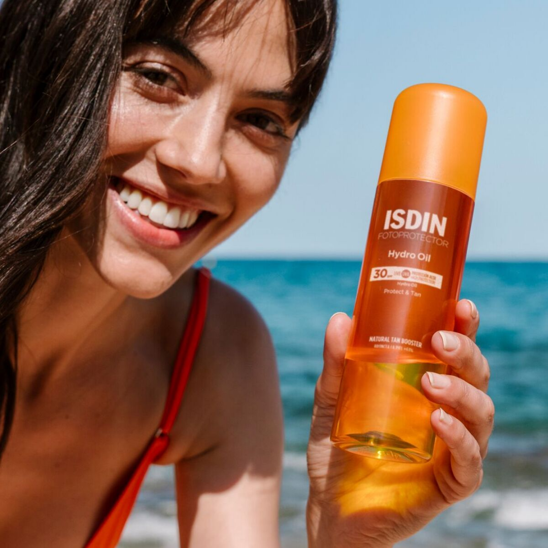 Fotoprotector ISDIN Hydro Oil SPF 30 – huile solaire biphasée pour corps, hydratante et bronzante, en vente chez Laparadulac Parapharmacie Tunisie.