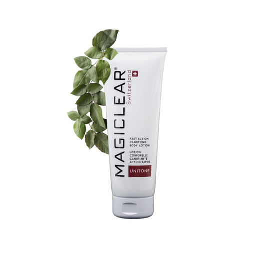 “MAGICLEAR Lotion Corporelle Clarifiante Action Rapide 250ml - Lotion éclaircissante pour réduire la pigmentation de la peau, enrichie en acides salicylique et octadécènedioïque, vitamines B3 et C, extraits de réglisse et beurre de karité. Disponible sur laparadulac.com, parapharmacie en ligne en Tunisie.”