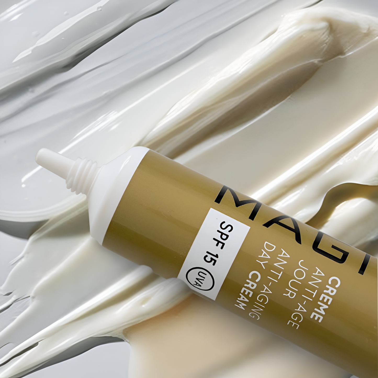 Offre spéciale duo anti-âge et crème solaire teintée SPF50+ gratuite – disponible sur laparadulac.com, Laparadulac Parapharmacie MAGICLEAR Tunisie.