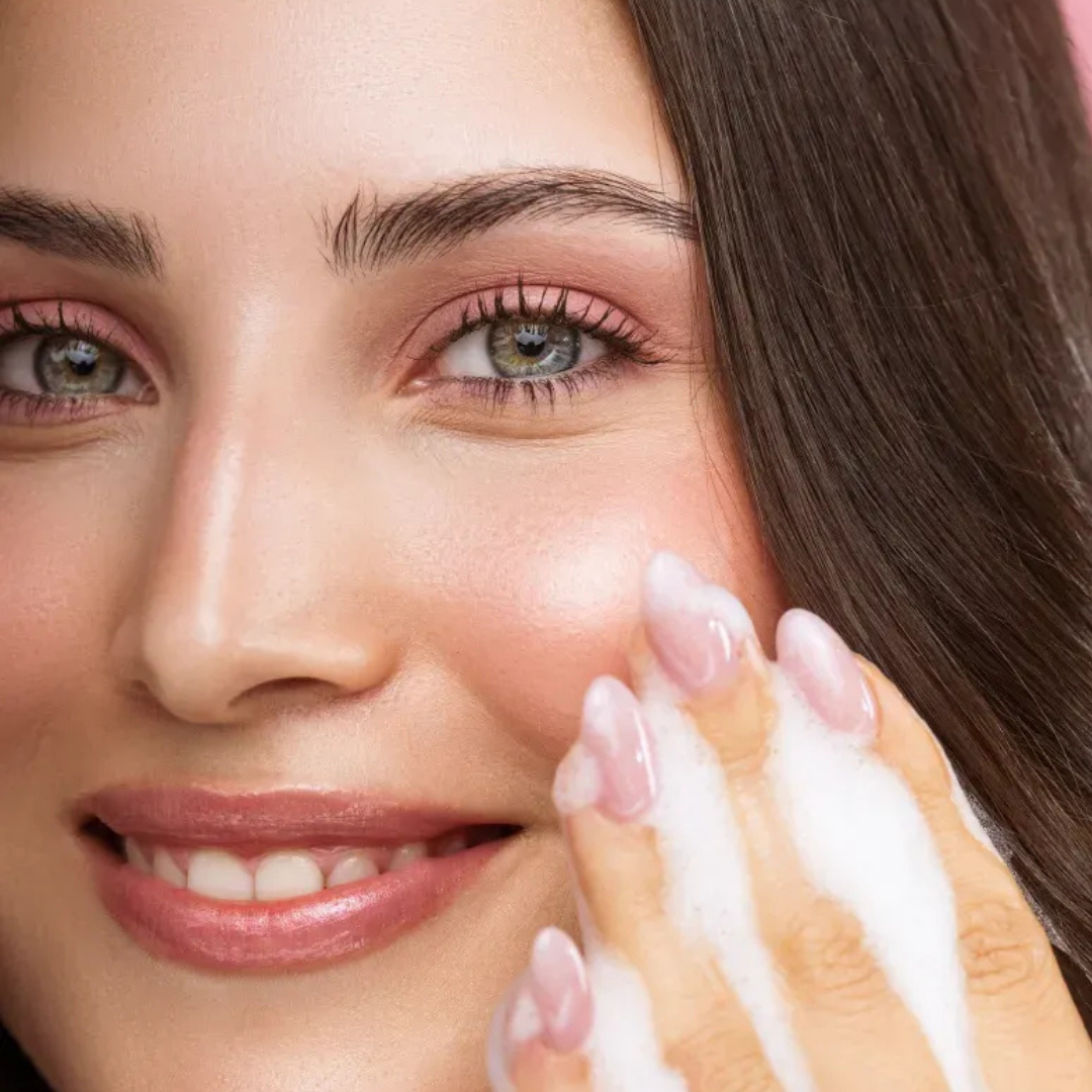 Mousse nettoyante éclaircissante Muriac Lightact 150 ml – unifie, purifie, prévient taches – laparadulac.com – parapharmacie Tunisie