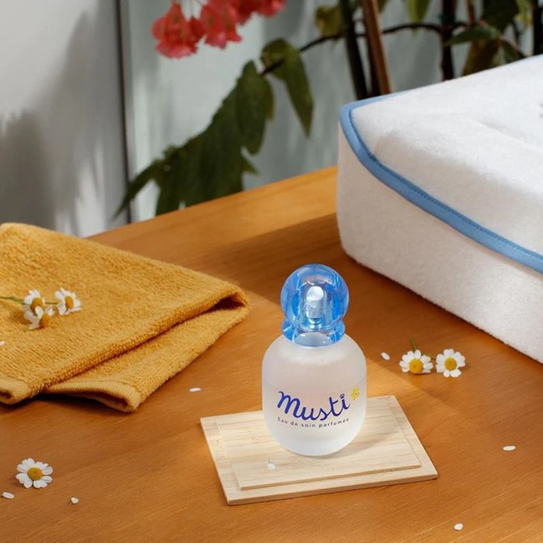 Musti Eau de soin Mustela 50ml – parfum bébé sans alcool sur laparadulac.com, parapharmacie Tunisie.