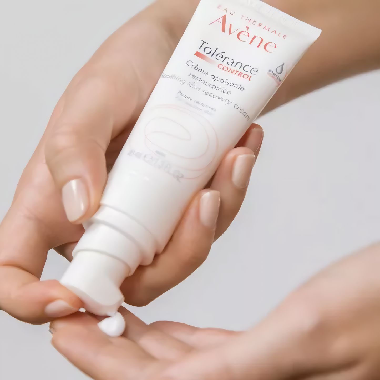 Crème apaisante Tolérance Control Avène 40 ml pour peaux hypersensibles – laparadulac.com parapharmacie Tunisie