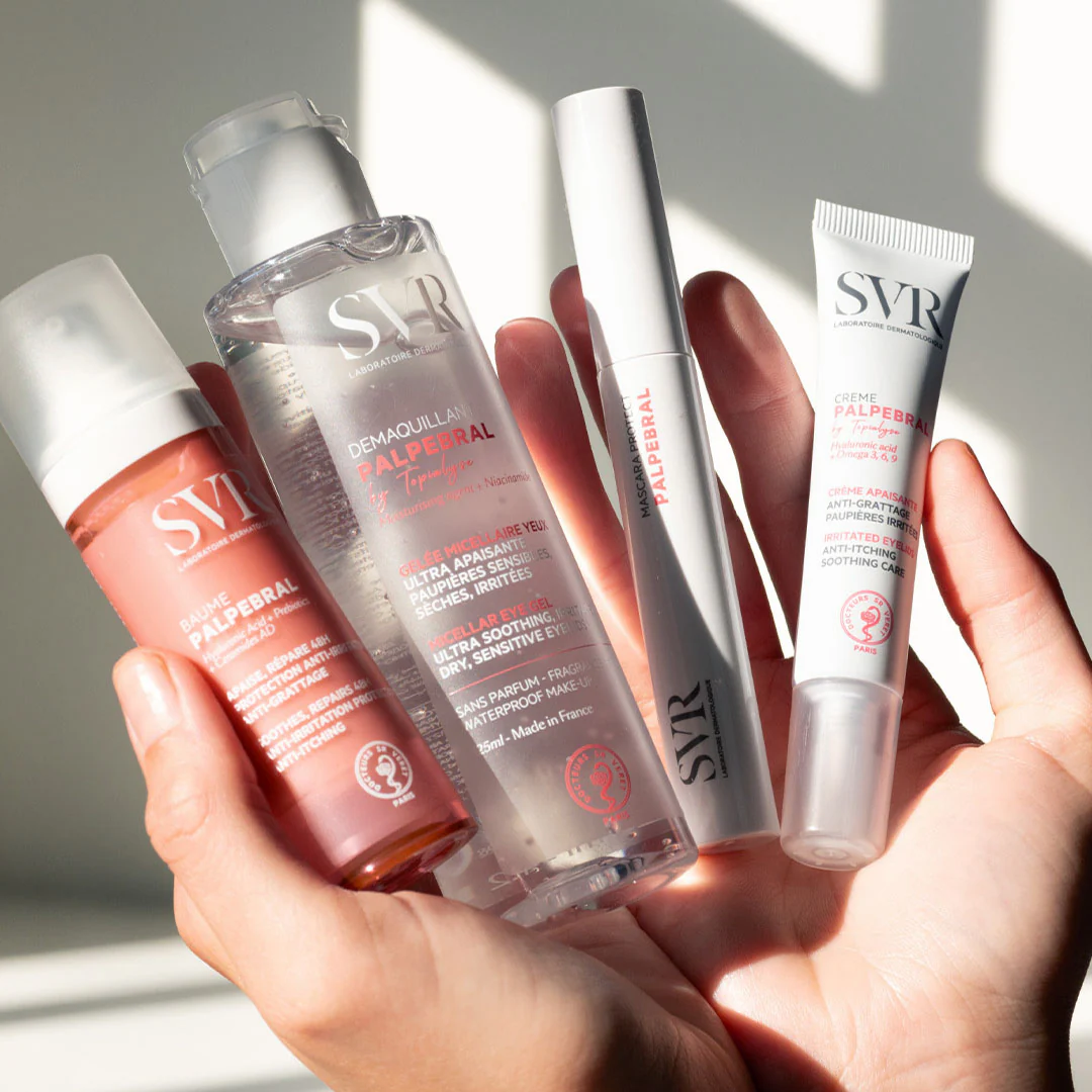 SVR PALPEBRAL Crème | Soin Apaisant Paupières Sensibles & Irritées
Apaisez et protégez vos paupières sensibles, sèches et irritées avec SVR PALPEBRAL Crème. Sa formule haute tolérance, enrichie en acide hyaluronique et omégas 3,6,9, réduit les rougeurs, tiraillements et sensations d’inconfort. Idéale pour les yeux réactifs et porteurs de lentilles.
🛒 Disponible sur laparadulac.com, votre parapharmacie en Tunisie au meilleur prix ! 🚀