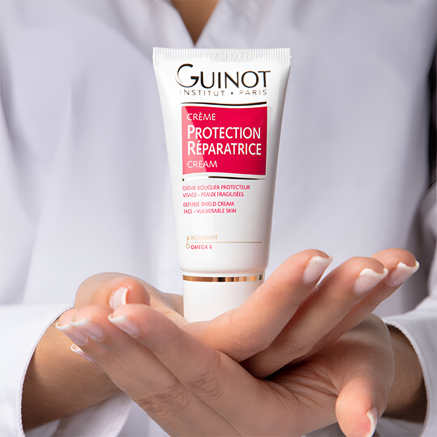 Crème visage protectrice et réparatrice OBJECTIF BEAUTE en vente sur laparadulac.com, parapharmacie Tunisie, idéale pour peaux fragiles.