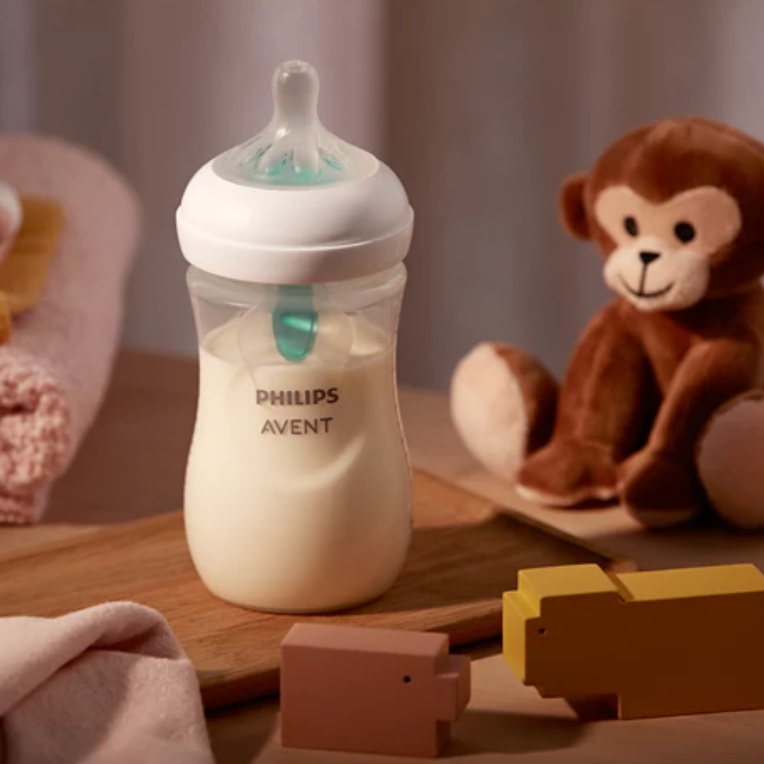 Biberon Natural Philips Avent Réponse Naturelle 260ml avec valve AirFree, disponible sur laparadulac.com, parapharmacie Tunisie.