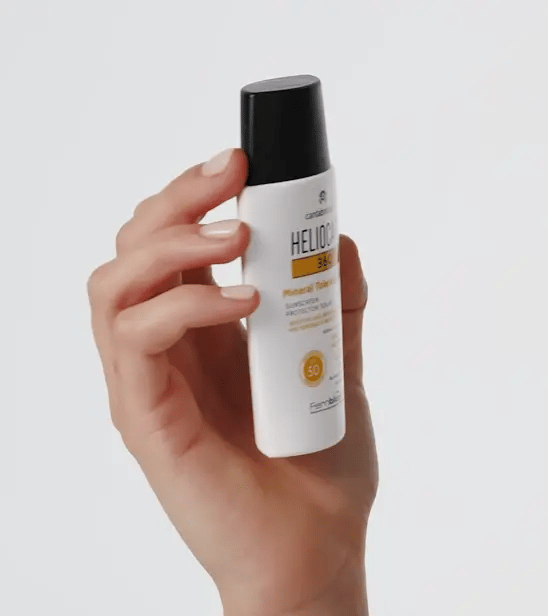 Heliocare 360° Mineral Tolerance Fluid SPF50+ – Écran solaire fluide 100% minéral, très haute protection SPF50+, spécial peaux sensibles et intolérantes – Disponible sur La Para du Lac, parapharmacie en ligne N°1 en Tunisie.