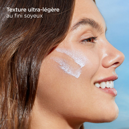 Photo du produit ISDIN Fusion Water MAGIC SPF50 chez Laparadulac Parapharmacie Tunisie. Crème solaire visage légère et hydratante.

