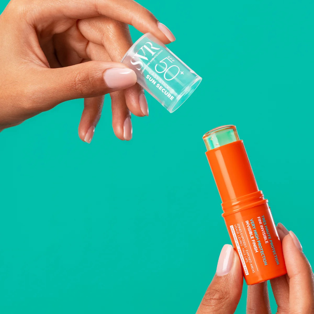 Stick solaire SPF50+ SVR disponible sur laparadulac.com – protection solaire visage et corps en parapharmacie Tunisie

