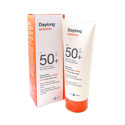 Lait solaire liposomal DAYLONG Extreme SPF50+ 200ml vendu sur laparadulac.com, parapharmacie Tunisie, haute protection UV pour peaux sensibles.

