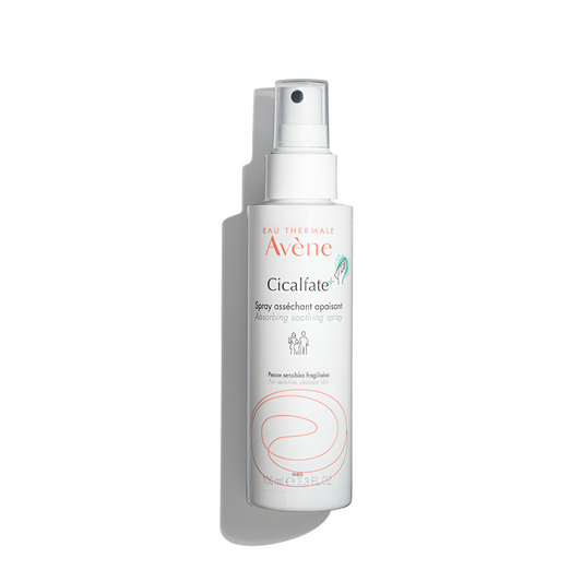 Spray réparateur asséchant Avène Cicalfate+ 100ml pour peaux sujettes à macération – disponible sur laparadulac.com

