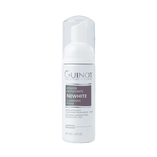 "GUINOT Newhite Mousse Nettoyante 150ml – Mousse nettoyante éclaircissante qui élimine les impuretés et prépare la peau à recevoir les soins éclaircissants. Idéale pour unifier le teint, illuminer la peau et lutter contre les taches pigmentaires. Convient à tous les types de peau pour une utilisation quotidienne. Disponible sur laparadulac.com, la meilleure parapharmacie en Tunisie. Commandez dès maintenant et profitez de la livraison rapide partout en Tunisie."