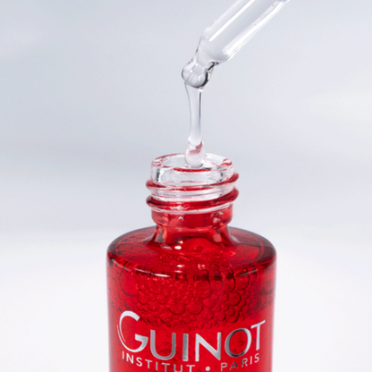 "GUINOT Concentré Life Influx 30ml – Soin intensif régénérant pour le visage, conçu pour revitaliser la peau, stimuler le renouvellement cellulaire et renforcer la barrière cutanée. Idéal pour une peau plus lisse, éclatante et visiblement rajeunie. Convient à tous les types de peau, en particulier aux peaux fatiguées ou stressées. Disponible sur laparadulac.com, la meilleure parapharmacie en Tunisie. Commandez dès maintenant et profitez de la livraison rapide partout en Tunisie."