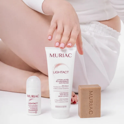 Lotion éclaircissante MURIAC Lightact 200 ml pour zones sensibles, disponible sur laparadulac.com, idéale pour atténuer les taches brunes et unifier le teint – parapharmacie Tunisie – soin éclaircissant corps et zones intimes.
