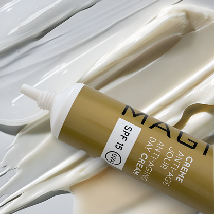 Offre spéciale duo anti-âge et crème solaire teintée SPF50+ gratuite – disponible sur laparadulac.com, Laparadulac Parapharmacie MAGICLEAR Tunisie.