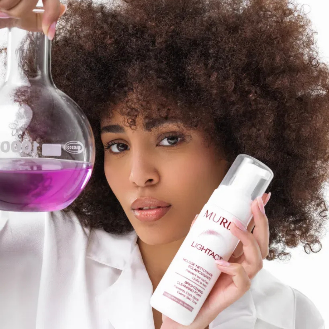 Mousse nettoyante éclaircissante Muriac Lightact 150 ml – unifie, purifie, prévient taches – laparadulac.com – parapharmacie Tunisie

