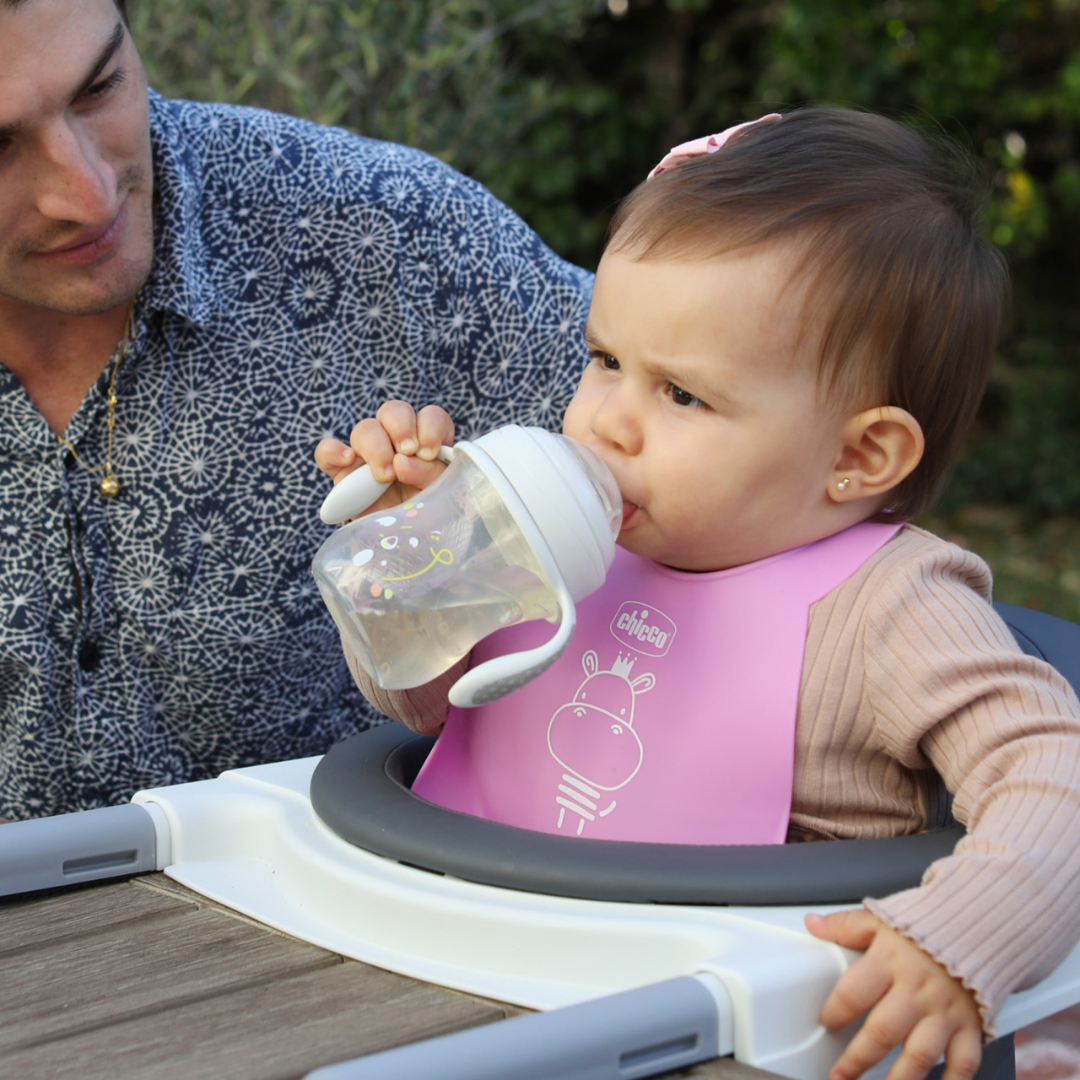 Tasse d’apprentissage Chicco 6 mois+ anti-éclaboussures – sur laparadulac.com parapharmacie Tunisie

