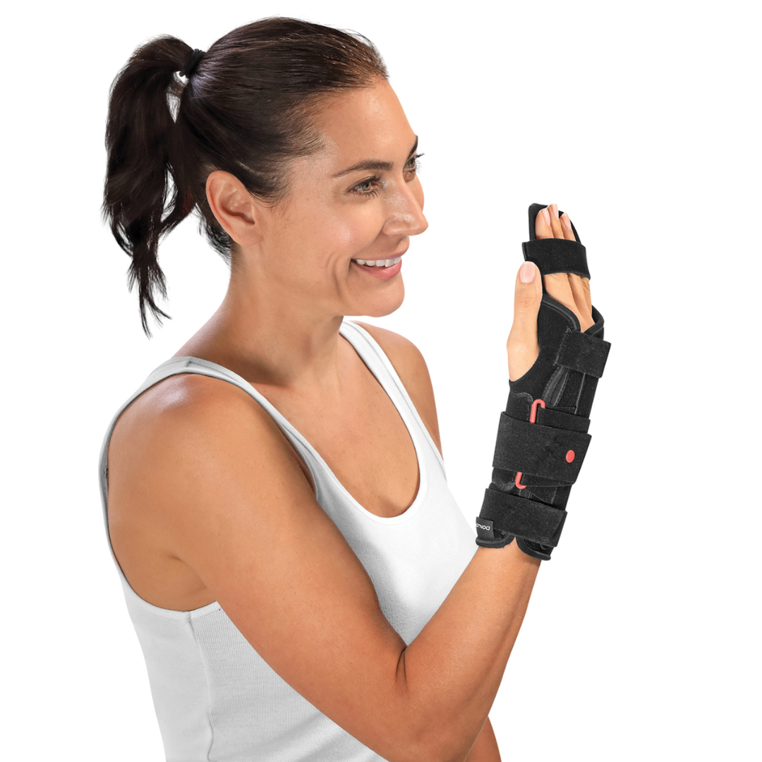 Orthèse doigts DONJOY Digiform+ taille M pour immobilisation 3 ou 4 doigts, parapharmacie Tunisie disponible sur laparadulac.com.