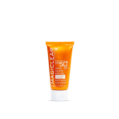 Flacon de la crème solaire teintée Magiclear SPF 50+ disponible en parapharmacie Tunisie.