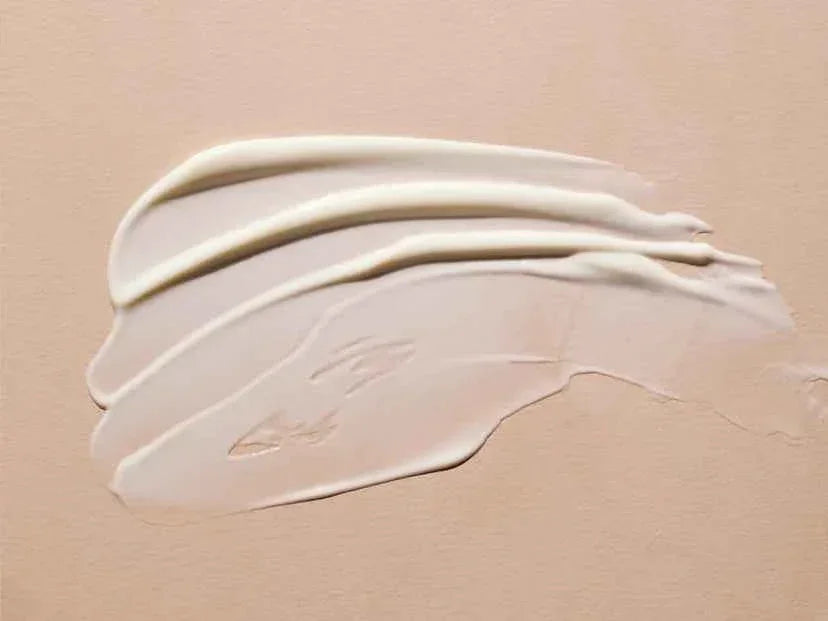 Crème hydratante peau sensible Avène, texture onctueuse, soin quotidien | La Para Du Lac